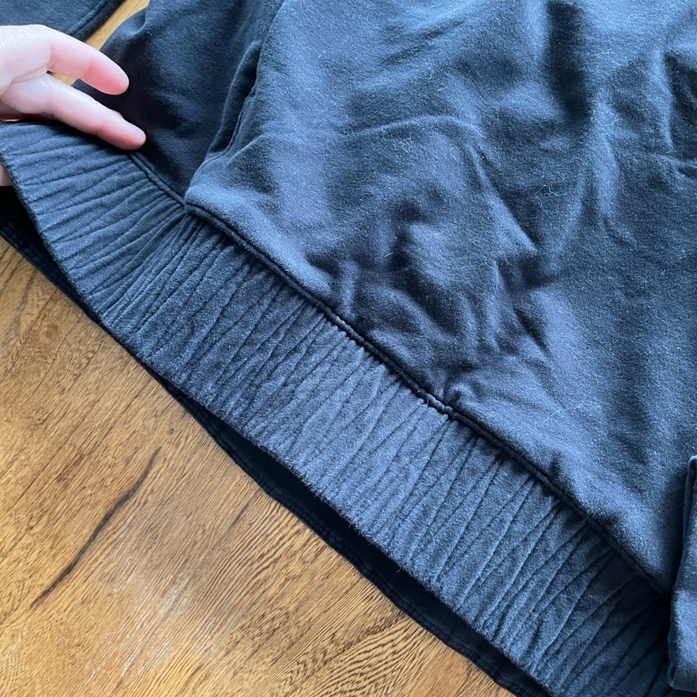 Lululemon stress less pullover - Picture 6 of 12